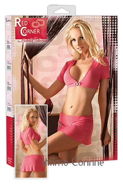 RED CORNER: 2 pezzi top e gonna rosa. RED CORNER: 2 pezzi top e gonna rosa.