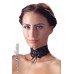 Collarino nero in pizzo con stringatura. Collarino nero in pizzo con stringatura.