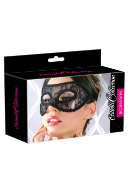 Maschera in pizzo. Maschera in pizzo.