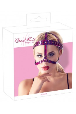 Imbracatura facciale color fucsia metallizzato con strass. Imbracatura facciale color fucsia metallizzato con strass.