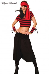 Costume pirata 6 pezzi. Costume pirata 6 pezzi.