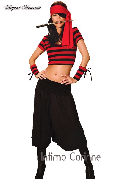 Costume pirata 6 pezzi. Costume pirata 6 pezzi.