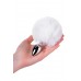 Plug in metallo argentato con peluche bianco. Plug in metallo argentato con peluche bianco.