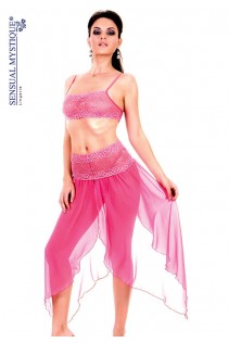 Completo top e gonna rosa in chiffon con pizzo. Completo top e gonna rosa in chiffon con pizzo.