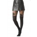 Collant nero con fiore. Collant nero con fiore.