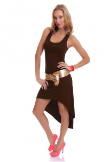 Vestito lungo svasato con coda. Color cioccolato. Vestito lungo svasato con coda. Color cioccolato.