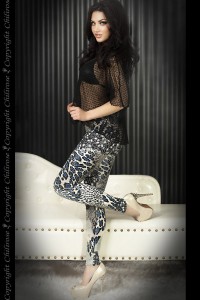 Leggings fantasia animalier blu/nero. Leggings fantasia animalier blu/nero.