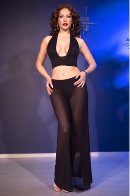 Set 3 pezzi in tulle con tanga. Nero Set 3 pezzi in tulle con tanga. Nero